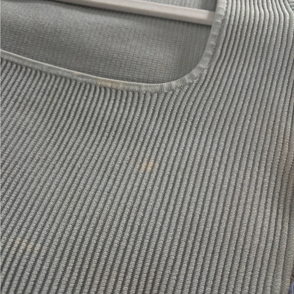 Babaton Ribbed Square Neck Crop Top - Light Gray - Picture 4 of 4